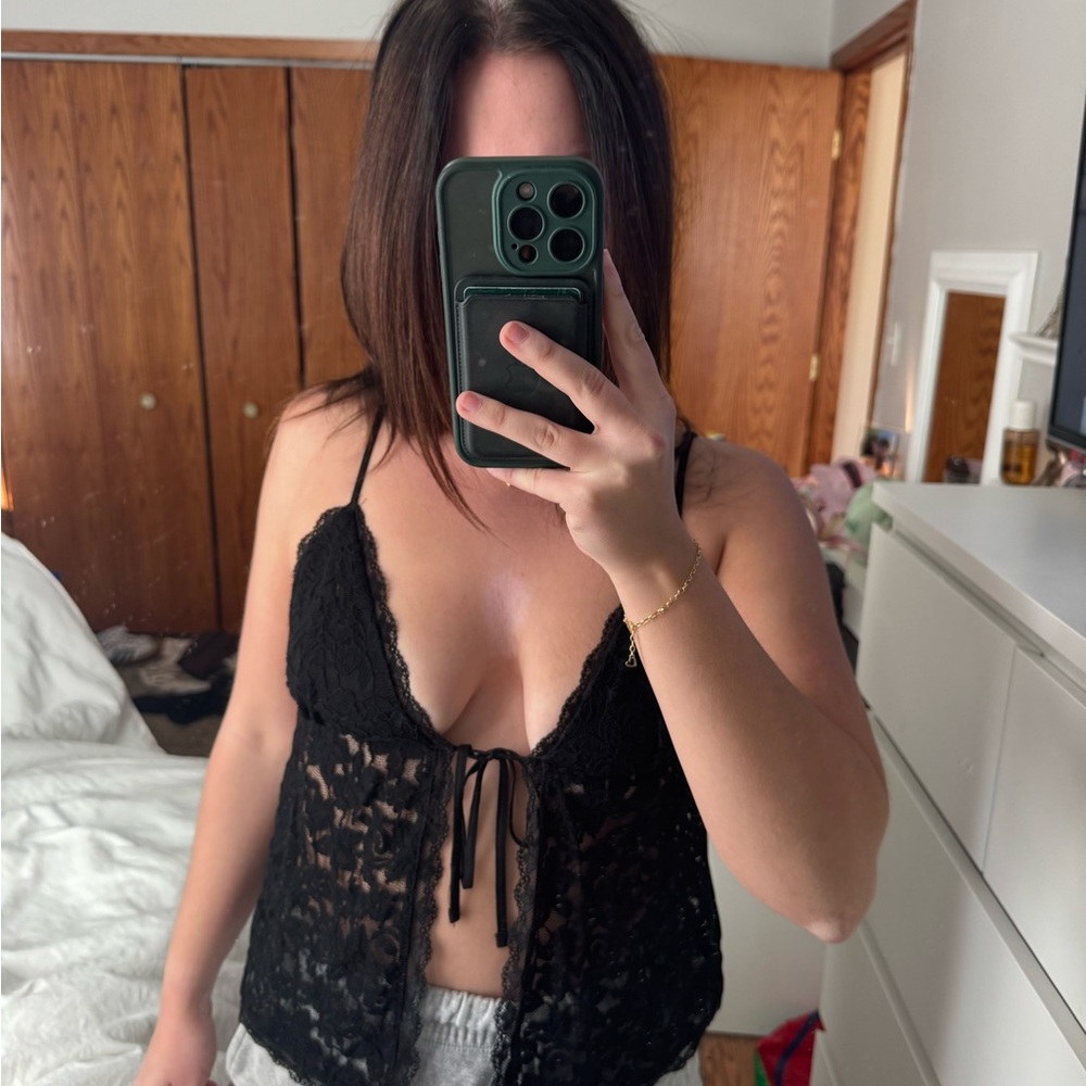 GARAGE Lace Tank Top